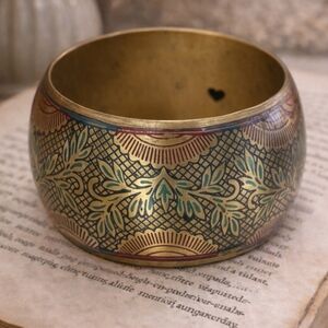 Elegant Gold and Green Decorative Bowl